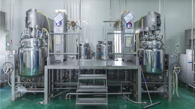 中央空调冷凝器清洗：物理与化学清洗的差异化解析